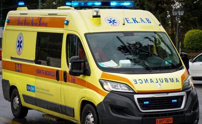 Ενας νεκρός σε τροχαίο στην Πατρών-Πύργου- Νταλίκα “δίπλωσε” και πάνω του καρφώθηκε διερχόμενο όχημα