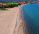 Οι 198 απάτητες παραλίες στην Ελλάδα χωρίς  ξαπλώστρες και ομπρέλες – Ποιες 5 είναι στην Ηλεία